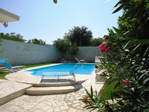 Villa Dafne image 1